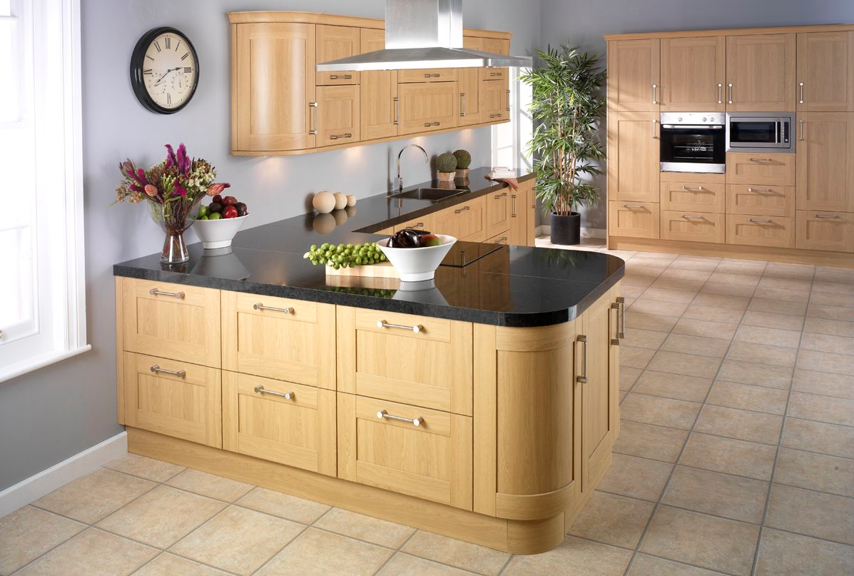 Linea Oak Shaker Kitchen | Proline Cabinets | Heywood